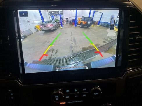 Used 2022 Ford F350 Lariat w/ Lariat Value Package image 19