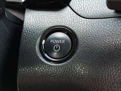 Used 2025 Toyota Camry LE FWD image 27