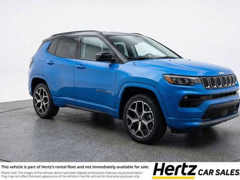 Used 2025 Jeep Compass Limited AWD/4WD image 1