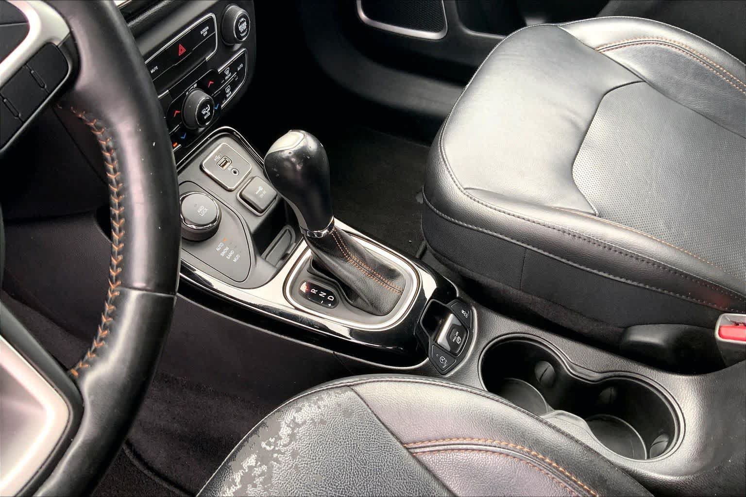 Used 2019 Jeep Compass Limited AWD/4WD image 16
