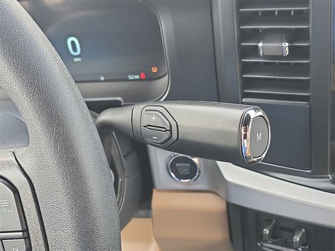 New 2026 Ford F250 XLT w/ XLT Premium Package image 25