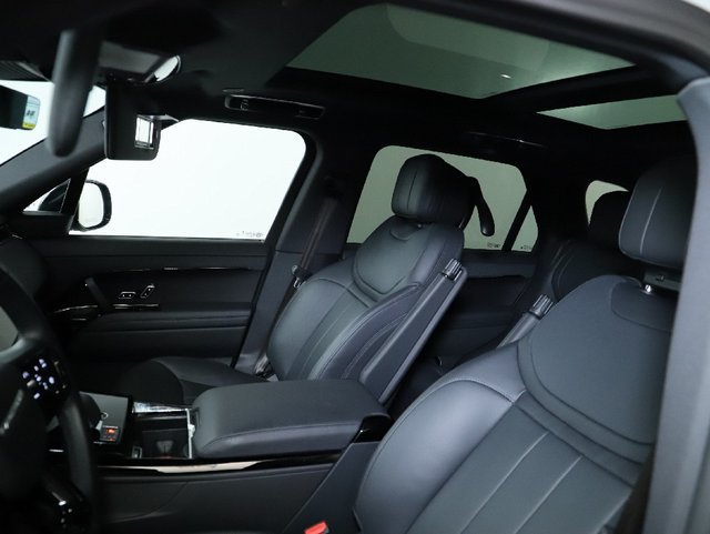 Certified 2026 Land Rover Range Rover Sport Dynamic SE AWD/4WD image 18