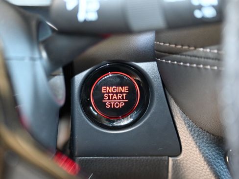 New 2026 Honda HR-V EX-L image 33