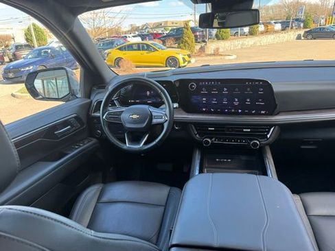 Used 2025 Chevrolet Tahoe LT w/ Comfort Package image 38