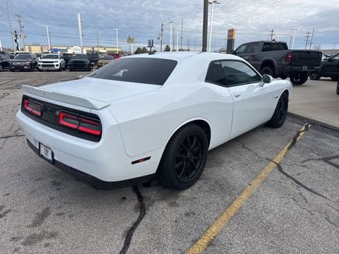 Used 2021 Dodge Challenger R/T image 5