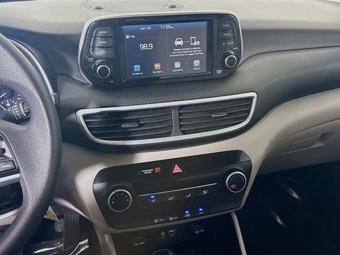 Used 2020 Hyundai Tucson SE FWD image 18