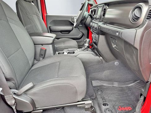Used 2019 Jeep Wrangler Sport image 19
