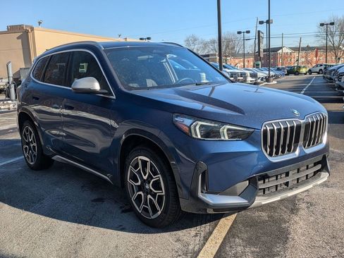 Used 2024 BMW X1 xDrive28i w/ Convenience Package image 3