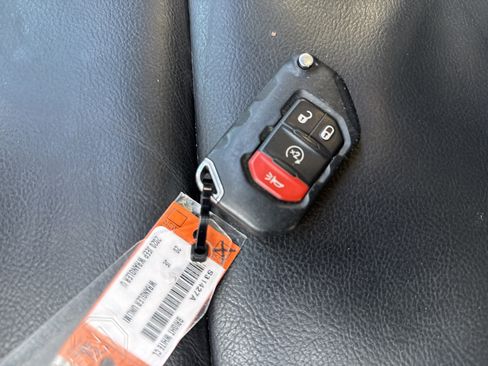 Used 2020 Jeep Wrangler Unlimited Rubicon image 35