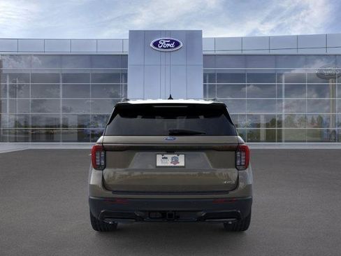 New 2026 Ford Explorer ST-Line w/ ST-Line Street Pack AWD/4WD image 5