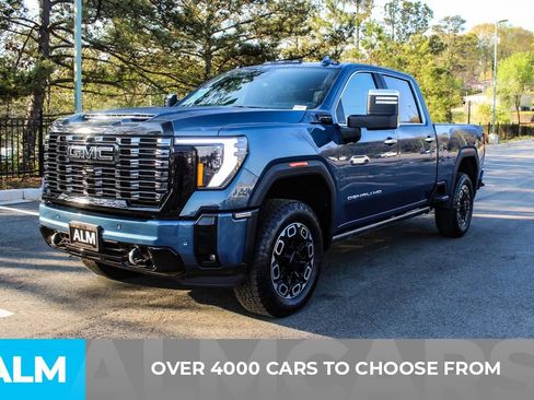 Used 2025 GMC Sierra 2500 Denali Ultimate AWD/4WD image 3