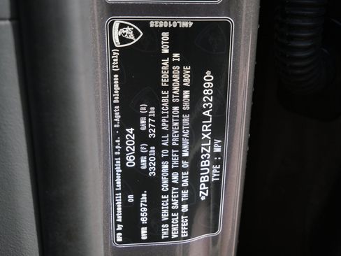 Used 2024 Lamborghini Urus S image 28