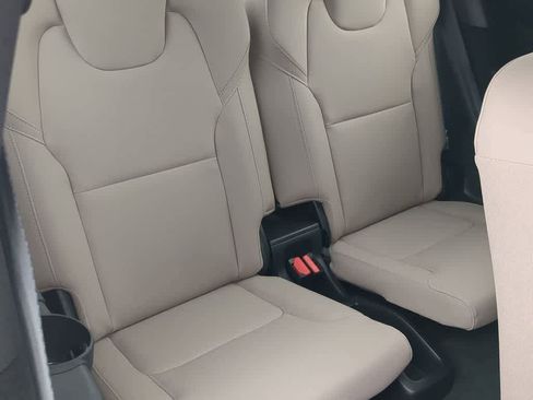 New 2026 Volvo XC90 B6 Plus w/ Protection Package Premier image 21