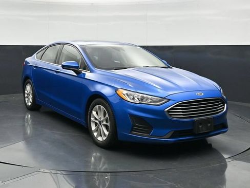 Used 2020 Ford Fusion SE FWD image 4