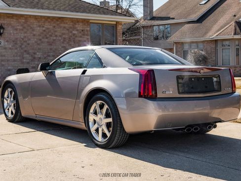Used 2004 Cadillac XLR image 20