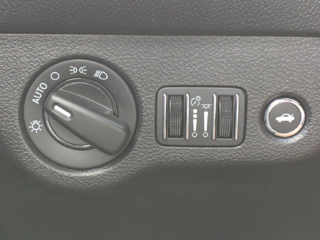 Certified 2023 Dodge Challenger GT RWD image 18