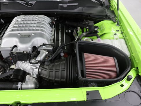 Used 2023 Dodge Challenger SRT Hellcat RWD image 16