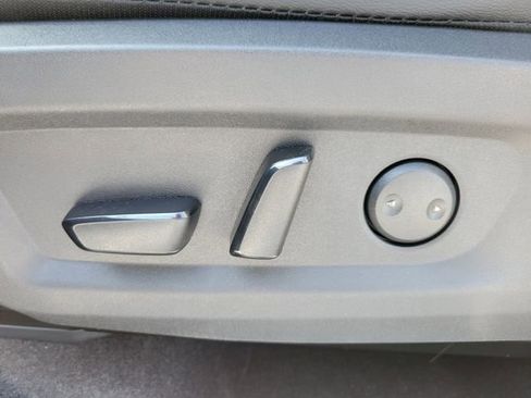 New 2025 Nissan Murano SV image 33