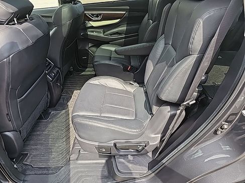 Used 2022 Subaru Ascent Touring image 19
