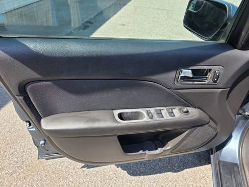 Used 2012 Ford Fusion SE FWD image 11