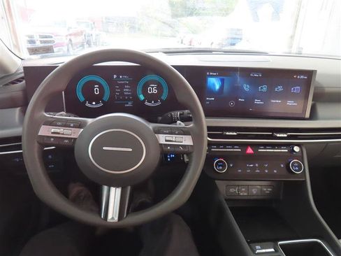 Used 2025 Hyundai Sonata SEL FWD image 19