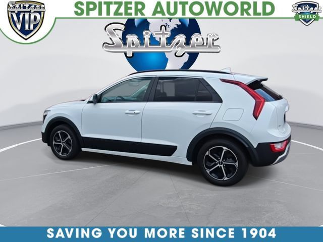 Used 2023 Kia Niro EX FWD image 5