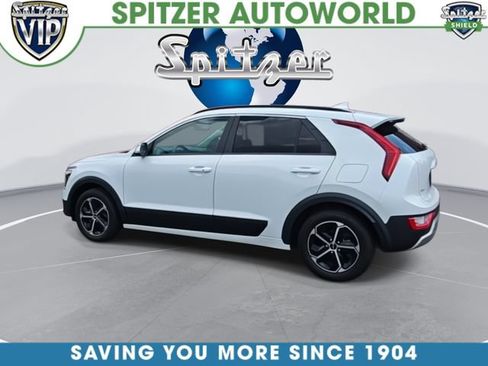 Used 2023 Kia Niro EX FWD image 5