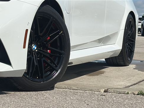 Used 2026 BMW M5 w/ Carbon Package image 3