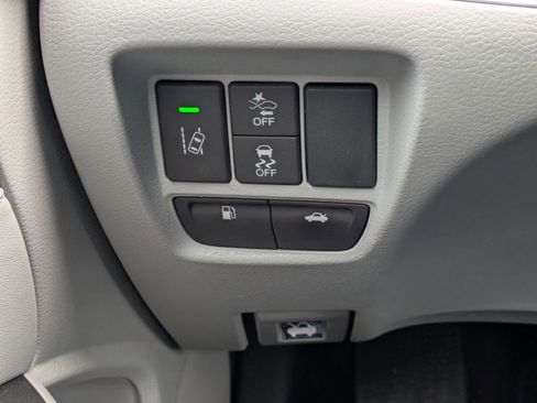 Used 2018 Acura TLX w/ Technology Package image 18