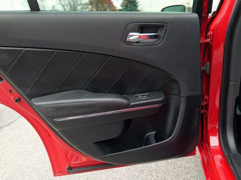 Used 2013 Dodge Charger R/T image 24