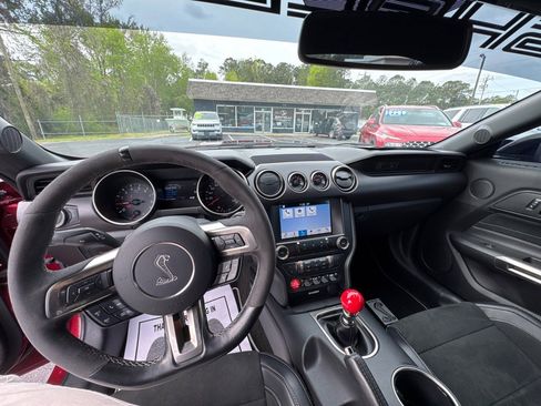 Used 2017 Ford Mustang Shelby GT350 RWD image 12