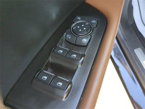 Used 2021 Lincoln Nautilus Reserve image 48