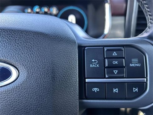 Used 2022 Ford F150 Lariat image 28