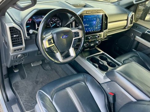 Used 2022 Ford F250 Platinum w/ FX4 Off-Road Package image 36
