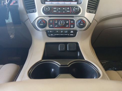 Used 2015 GMC Yukon XL SLE w/ Convenience Package RWD image 11