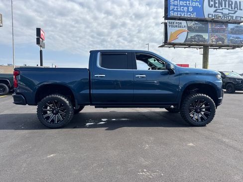 Used 2019 Chevrolet Silverado 1500 High Country w/ Technology Package AWD/4WD image 7
