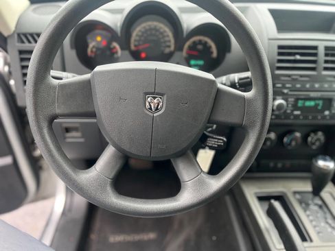 Used 2007 Dodge Nitro SXT image 14