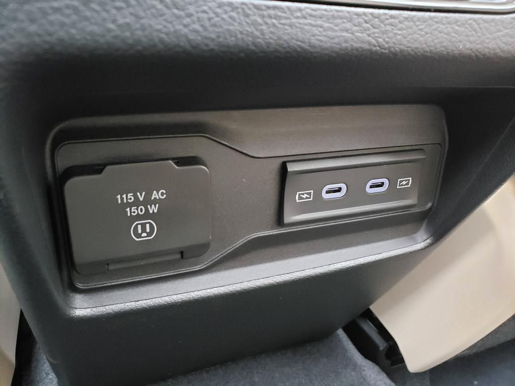 New 2027 Jeep Grand Cherokee Limited AWD/4WD image 14