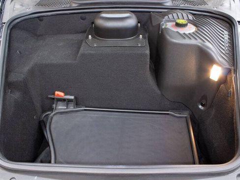 Used 2004 Porsche 911 Cabriolet image 39