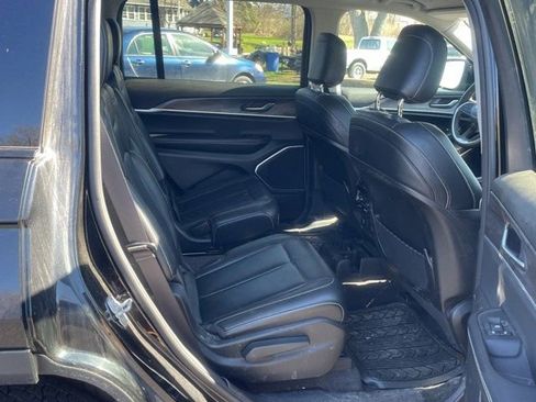 Used 2021 Jeep Grand Cherokee L Limited image 9