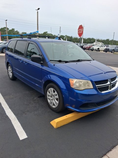 Used 2013 Dodge Grand Caravan SE FWD image 1