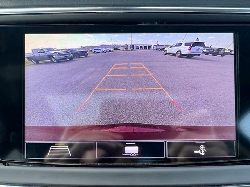 Used 2021 Buick Enclave Premium w/ Sun and Sites Package image 22