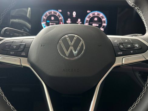 New 2026 Volkswagen Tiguan SE AWD/4WD image 21