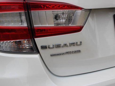 Used 2017 Subaru Impreza 2.0i Premium AWD/4WD image 40