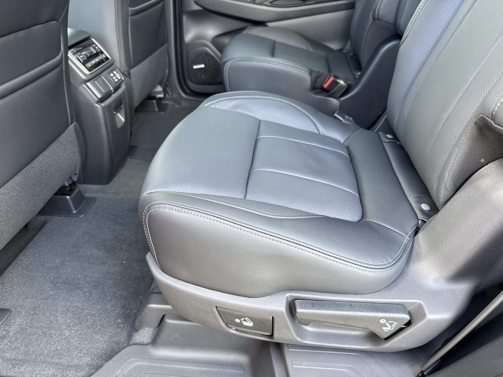 New 2026 Subaru Ascent Limited AWD/4WD image 13