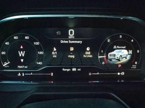 Certified 2024 GMC Yukon SLT w/ SLT Luxury Package image 17