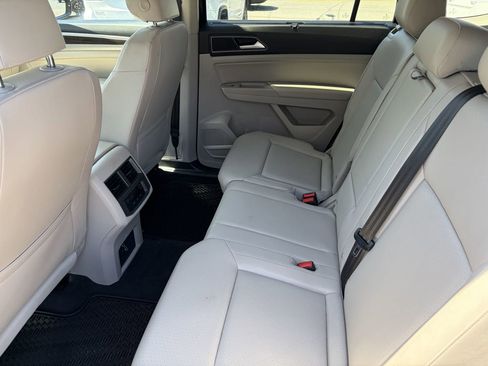 Used 2018 Volkswagen Atlas SE AWD/4WD image 19