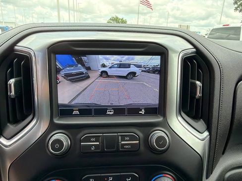 Used 2021 Chevrolet Silverado 1500 LTZ AWD/4WD image 28