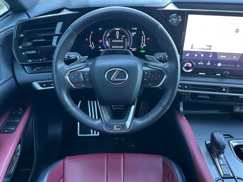 Used 2023 Lexus RX 500h F Sport image 18