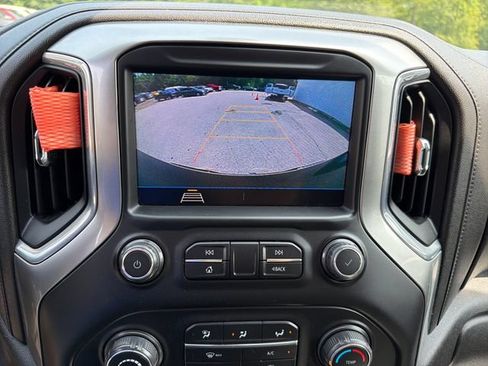 Used 2020 Chevrolet Silverado 1500 LT AWD/4WD image 21